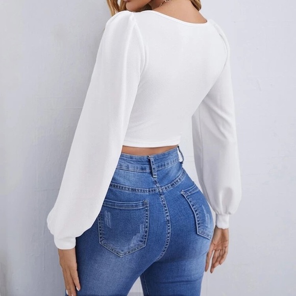 White Sweetheart Neck Lantern Sleeve Crop Top - Picture 3 of 3